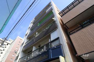 マンション前津の外観（南西側から）