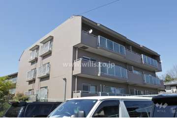 グランドメゾン中山の外観（南西側から）