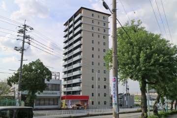 プラセシオン千種谷口の外観（南東側から）