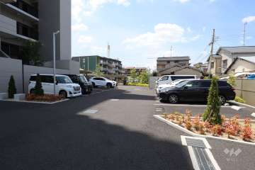 敷地内駐車場(屋外平面式)