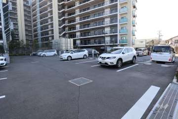敷地内駐車場（屋外平面式）