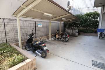 バイク置き場