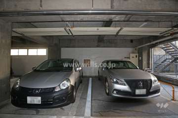 敷地内駐車場（屋内平面式）
