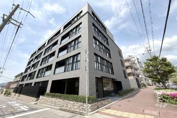 パークホームズ御影の外観（南東側から）