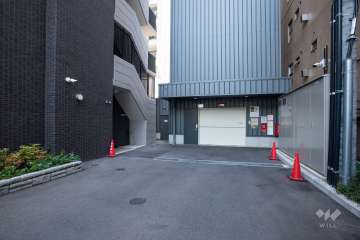 敷地内駐車場（タワー式立体）