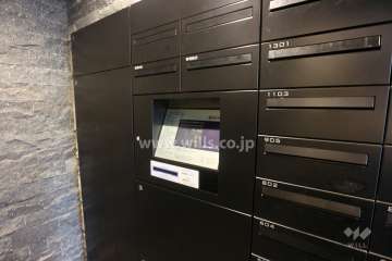 宅配ボックスと共用ポスト