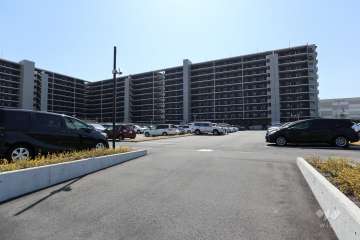 駐車場の出入り口・敷地内駐車場（屋外平面式）