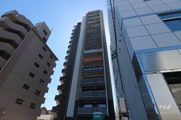 プレサンスロジェ志賀本通の外観（北西側から）
