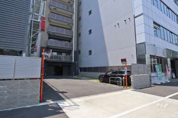 駐車場出入口