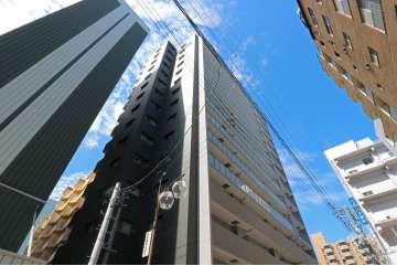 プレサンスロジェ丸の内テラスの外観（南東側から）