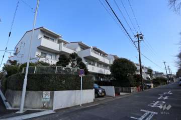 楽園町住宅1号棟の外観（西側から）