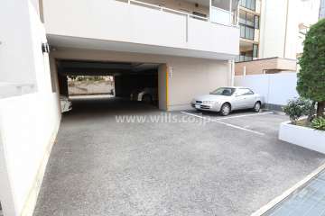 敷地内駐車場(屋外平面式)