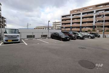 敷地内駐車場（屋外平面式）