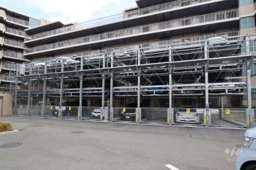 敷地内駐車場（屋外機械式）