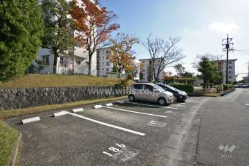 敷地内駐車場(屋外平面式)