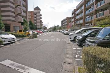 敷地内駐車場(屋外平面式)