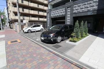敷地内駐車場（屋外平面式）