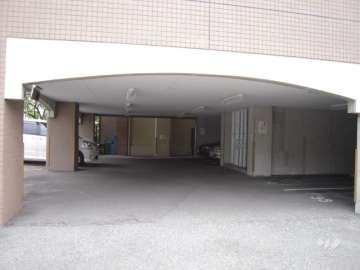 敷地内駐車場