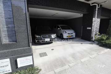 敷地内駐車場（屋内平面式）