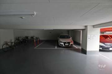 敷地内駐車場（屋内平面式）