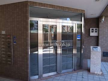 エントランス（オートロック付き）