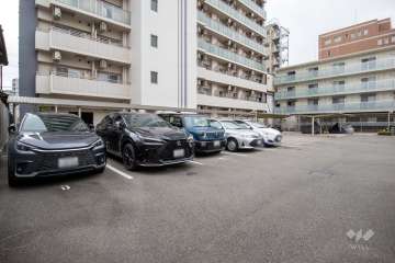 敷地内駐車場(屋外平面式)