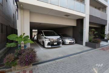 敷地内駐車場(屋内平面式)
