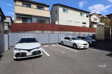 敷地内駐車場(屋外平面式)