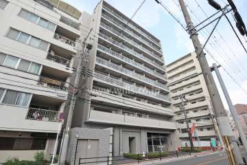 エスリード江坂アルテリアの外観(南西側から)