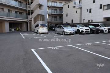 敷地内駐車場(屋外平面式、屋内機械式)