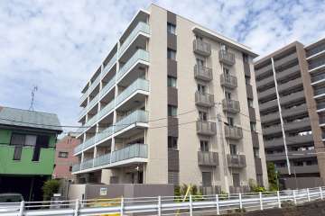 ワコーレ魚崎北町の外観（南東側から）
