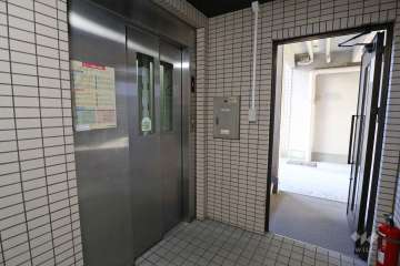 シティコーポ門前エレベーター