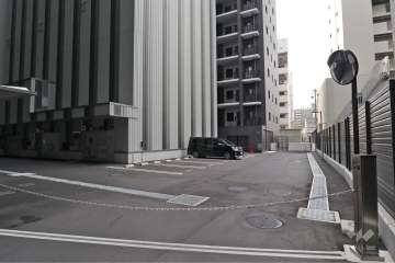 駐車場の出入口
