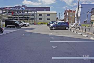敷地内駐車場（屋外平面式）