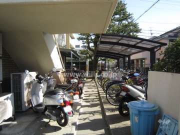 駐輪場、バイク置場