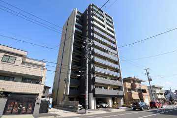 オープンレジデンシア桜通筒井の外観（南西側から）