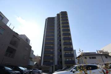 オープンレジデンシア桜通筒井の外観（北側から）