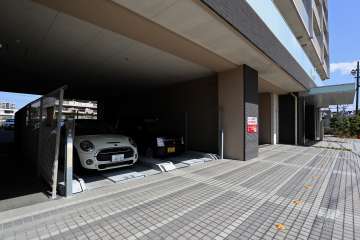 敷地内駐車場（屋内機械式）