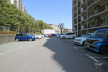 敷地内駐車場（屋外平面式）