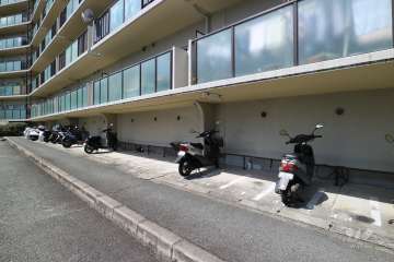 バイク置場
