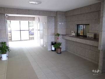 エントランスホール