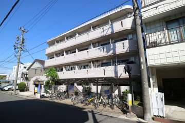 メゾン・ド・ソヌールの外観(南西側から)