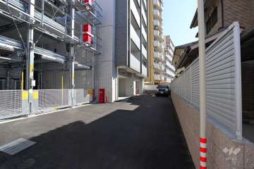 敷地内駐車場（屋外平面式、屋外機械式）