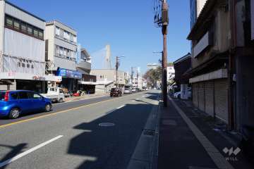 敷地東側の前面道路（国道173号線）