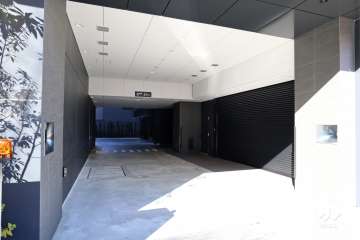 駐車場の出入り口