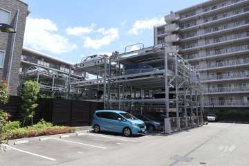 敷地内駐車場（屋外平面式・屋外機械式）