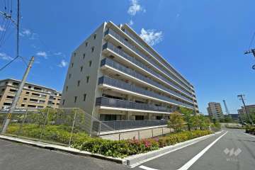 ジェイグラン北千里の外観（南西側から）