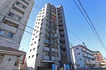 ファミリアーレ名古屋烏森の外観（北東側から）