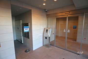 エントランスホール