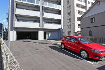 敷地内駐車場（屋外平面式）